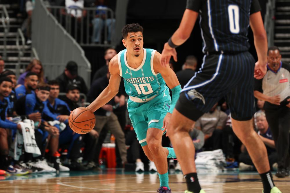 维持一定的 维持一定的