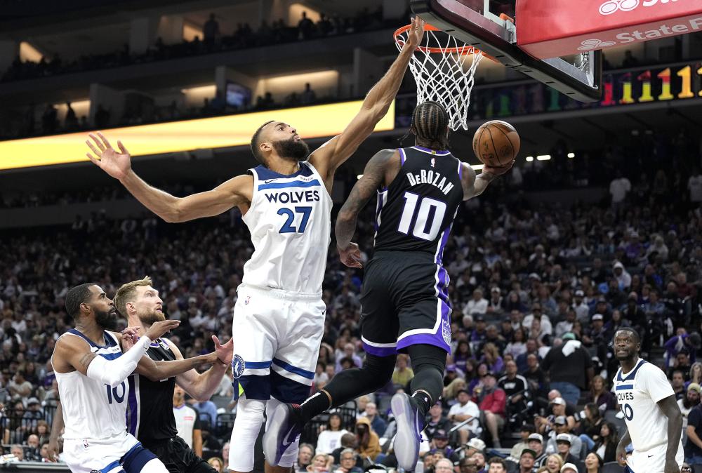 本场比赛武 本场比赛武