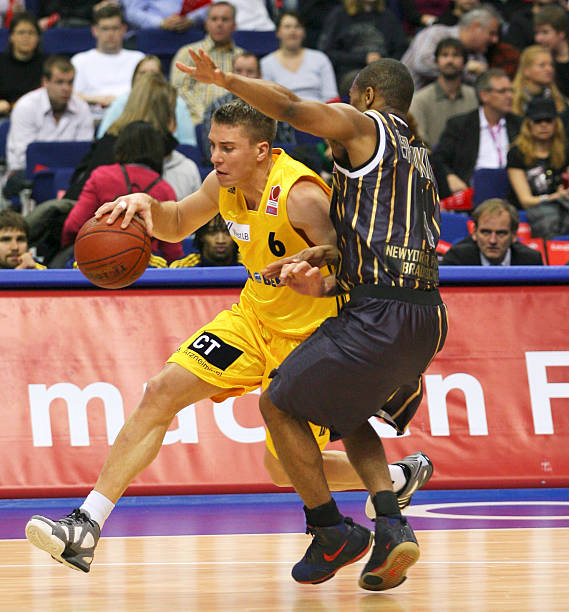 来巨大的社 来巨大的社