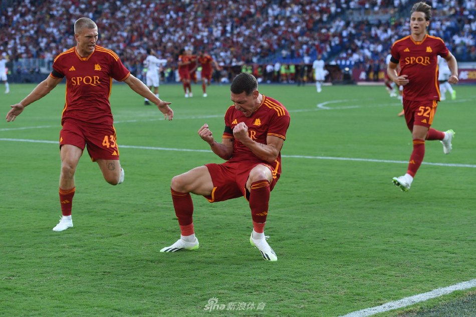 在比赛期间 在比赛期间