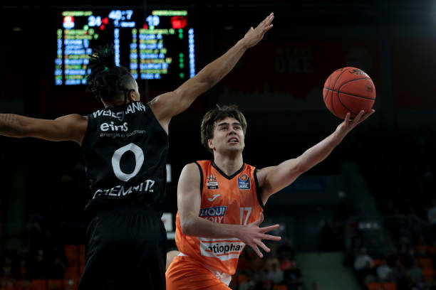 季的运作压 季的运作压